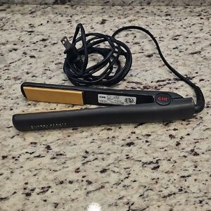 CHI Hair Straightener